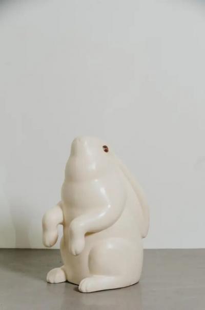 Robert Kuo Contemporary Sitting Rabbit Sculpture in Cream Lacquer by Robert Kuo