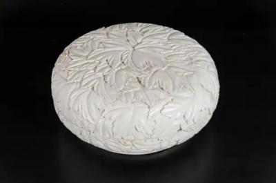 Robert Kuo Round Leaf Design Box Cream Lacquer by Robert Kuo Limited Edition in Stock