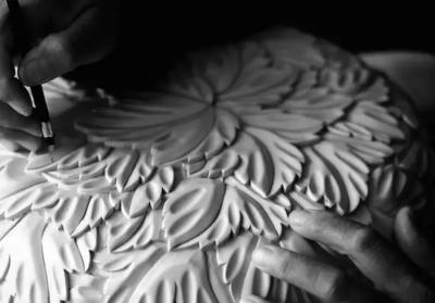 Robert Kuo Round Leaf Design Box Cream Lacquer by Robert Kuo Limited Edition in Stock