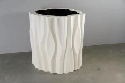 Robert Kuo The Tree Trunk Pot Large Cream Lacquer by Robert Kuo Limited Edition