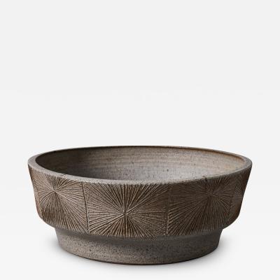 Robert Maxwell Monumental Robert Maxwell David Cressey Sunburst Low Planter for Earthgender