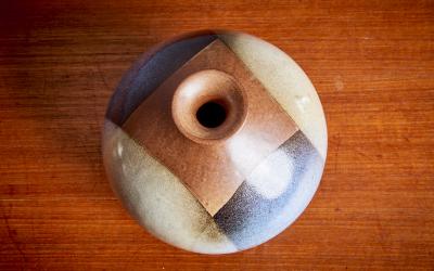 Robert Maxwell Robert Maxwell Set of 3 Ceramic Vases USA 1970s