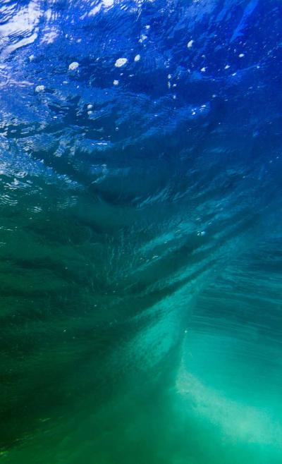 Roberta Borges Photography Waves 2 2017 by Brazilian photographer Roberta Borges