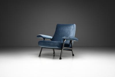 Roberto Menghi Roberto Menghi Hall Armchair for Arflex Upholstered in Blue Mohair Italy 1958