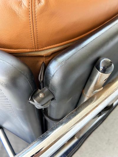 Roberto Tapinassi Maurizio Manzoni Roberto Tapinassi Dema Firenze Leather Chaise Longues Rataplan 1980s