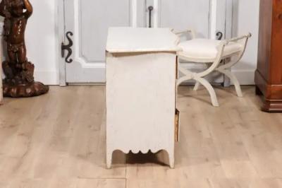 Rococo Period 1770s Swedish Gray Cream Painted and Carved Three Drawer Commode