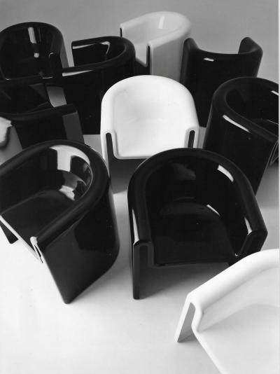 Rodolfo Bonetto Melaina Driade Chairs Original Picture by Aldo Ballo