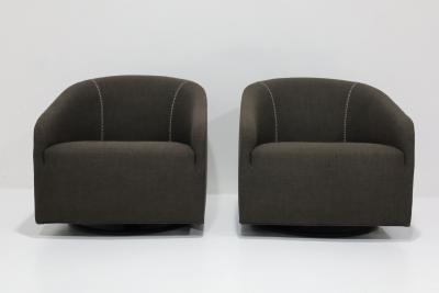 Rodolfo Dordoni Minotti Portofino Swivel Lounge Chairs Pair