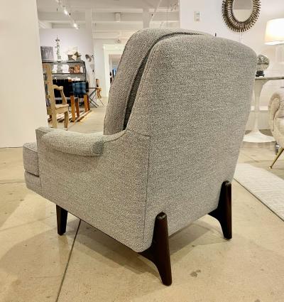 Roger Sprunger Dunbar lounge chair and ottoman by Roger Sprunger 
