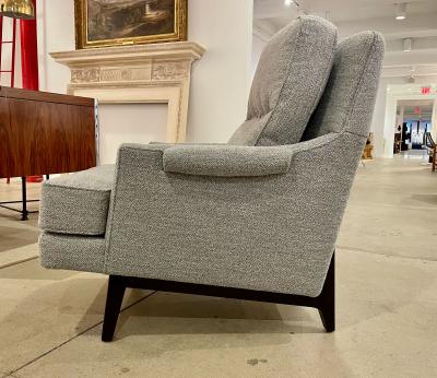 Roger Sprunger Dunbar lounge chair and ottoman by Roger Sprunger 