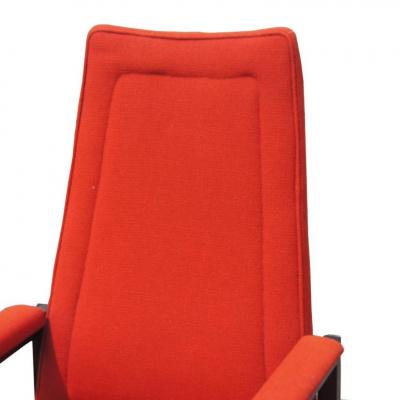 Roger Sprunger Pair of Roger Sprunger Jack Larsen Dunbar Guest Chairs