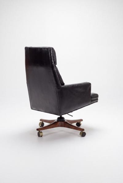 Roger Sprunger Roger Lee Sprunger for Dunbar Executive Swivel Chair 1966