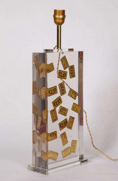 Romeo Paris 1970s table lamp with inclusion in lucite
