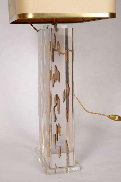 Romeo Paris 1970s table lamp with inclusion in lucite
