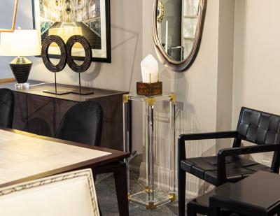 Romeo Rega Vintage Romeo Rega Acrylic and Brass Pedestal Stand