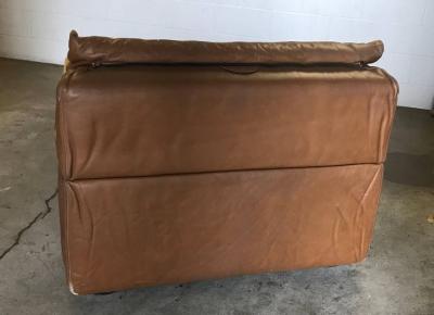 Rossi di Albizzate Glamorous Suede Leather Daybed Signed by Rossi di Albizzate