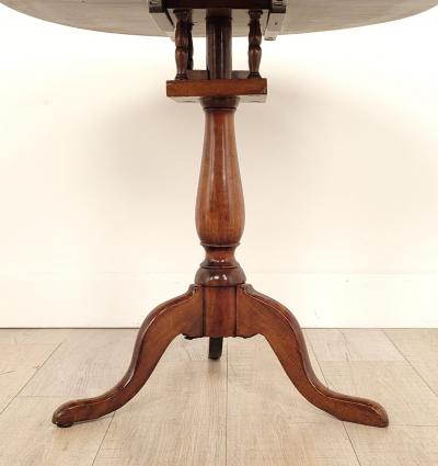 Round Birdcage Georgian Fruitwood Tea Table circa 1780