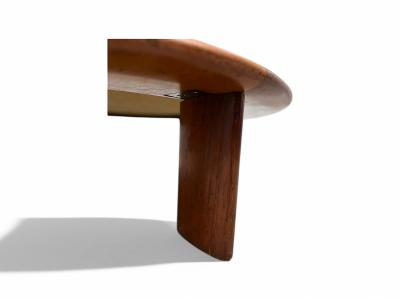 Round Coffee table in Hardwood Black Leather Unknown 1970s Lot 558