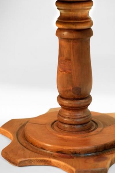 Round Pine Pedestal Table