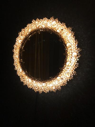 Round backlit mirror with faceted Austrian Swarovski Crystals 