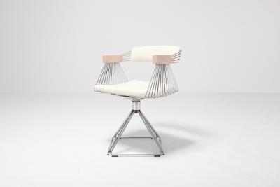 Rudi Verelst Four Postmodern Chromed Steel Wire Swivel Chairs with Ivory Wool Seating