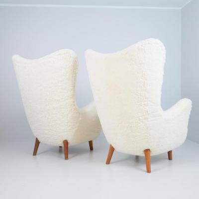 Runar Engblom Pair of Iconic Runar Engblom Vaakuna Chairs in Snow White Sheepskin 1950s
