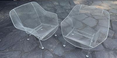 Russell Woodard Woodard Furniture Pair of Large Mid century Sculptura Iron Mesh Silver Lounge Chairs by Woodard