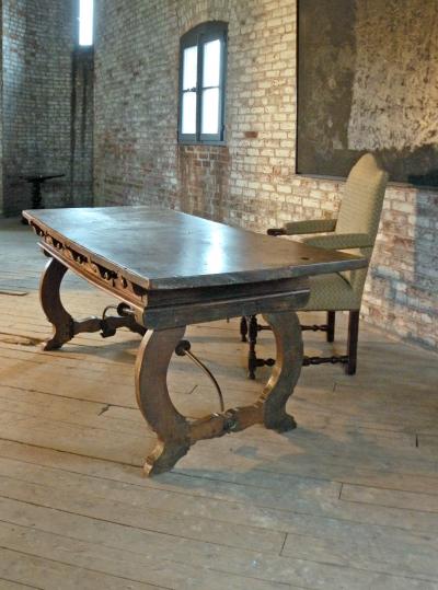 Rustic 17th Century Baroque Walnut Desk Writing or Library Table