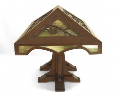 Rustic American Mission Style Slag Glass Table Lamp