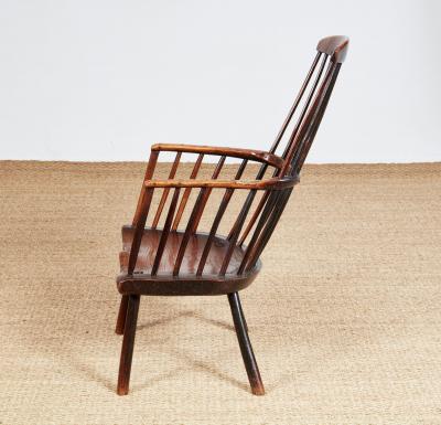 Rustic English Comb Back Windsor