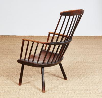 Rustic English Comb Back Windsor