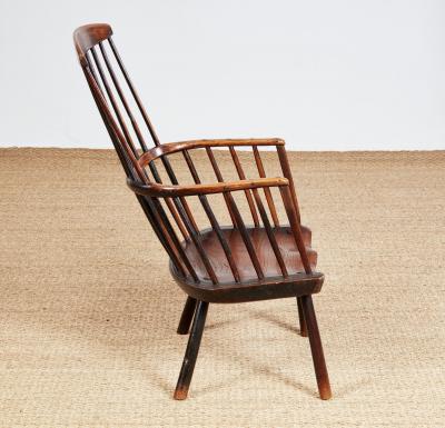 Rustic English Comb Back Windsor