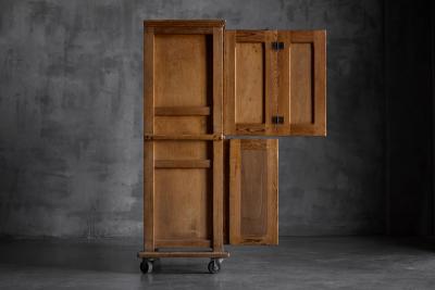 Rustic Oak Bakery Cabinet Europe 20th Century