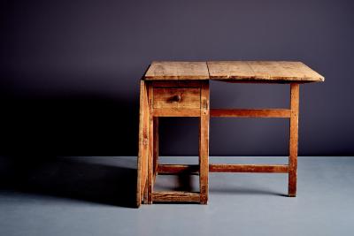 Rustic Slagbord Drop Leaf Table in Pine with two folding Leaves
