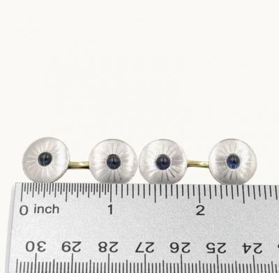 SAPPHIRE CABOCHON CUFFLINKS IN PLATINUM AND 14K GOLD CIRCA 1920