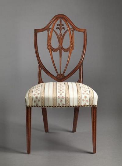 SET OF EIGHT FEDERAL SHIELD BACK DINING CHAIRS