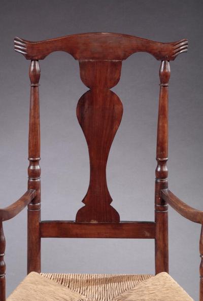 SHAPED CREST ARM CHAIR WITH NOTCHED EARS