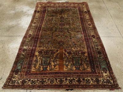 SILK ANTIQUE PERSIAN FEREGHAN ACCENT RUG