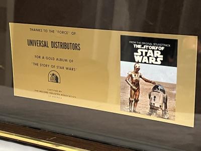 STAR WARS MOTION PICTURE ALBUM GOLD RECORD THANK YOU AWARD