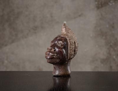 STONE AFRICAN HEAD