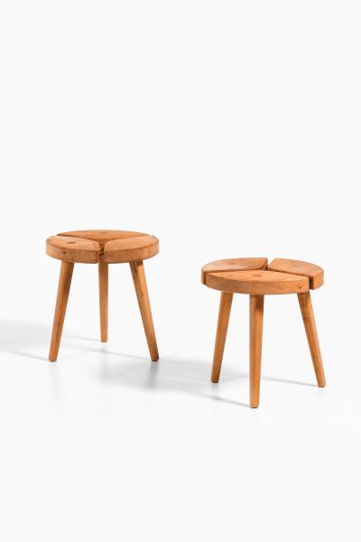 STOOLS