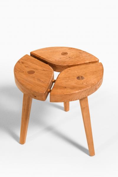 STOOLS