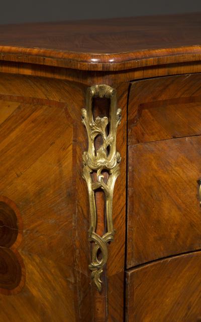 SUPERBLY DRAWN AND PROPORTIONED PAIR OF WALNUT AND GILT BRONZE MOUNTED COMMODES