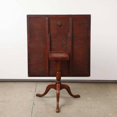 SWEDISH Tilt Top Table