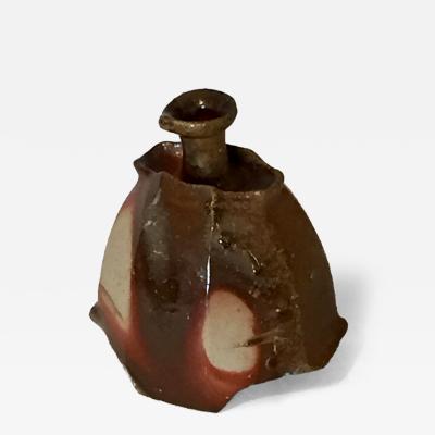 Sake Bottle by Kakurezaki Ryuichi