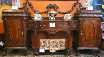 Salamon Hille Early 20C Exceptional Chippendale Irish Georgian Style Sideboard by S Hille