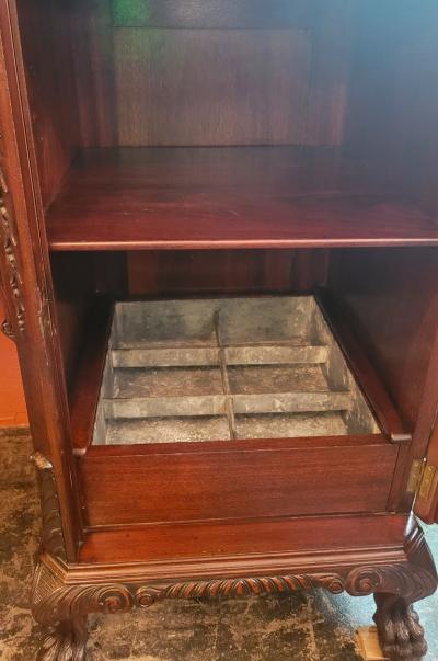 Salamon Hille Early 20C Exceptional Chippendale Irish Georgian Style Sideboard by S Hille