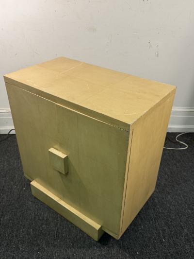 Samuel Marx RARE AND IMPORTANT SAMUEL MARX LACQUERED CABINET