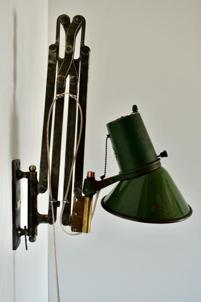 Sang Pil Bae 1920 Ritter Macbeth wall lamp