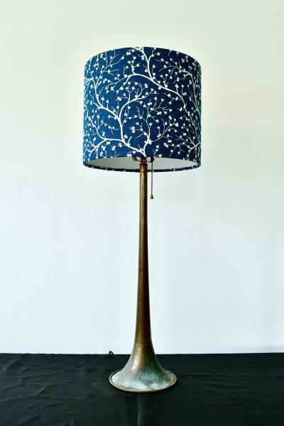Sang Pil Bae Blue tree table lamp